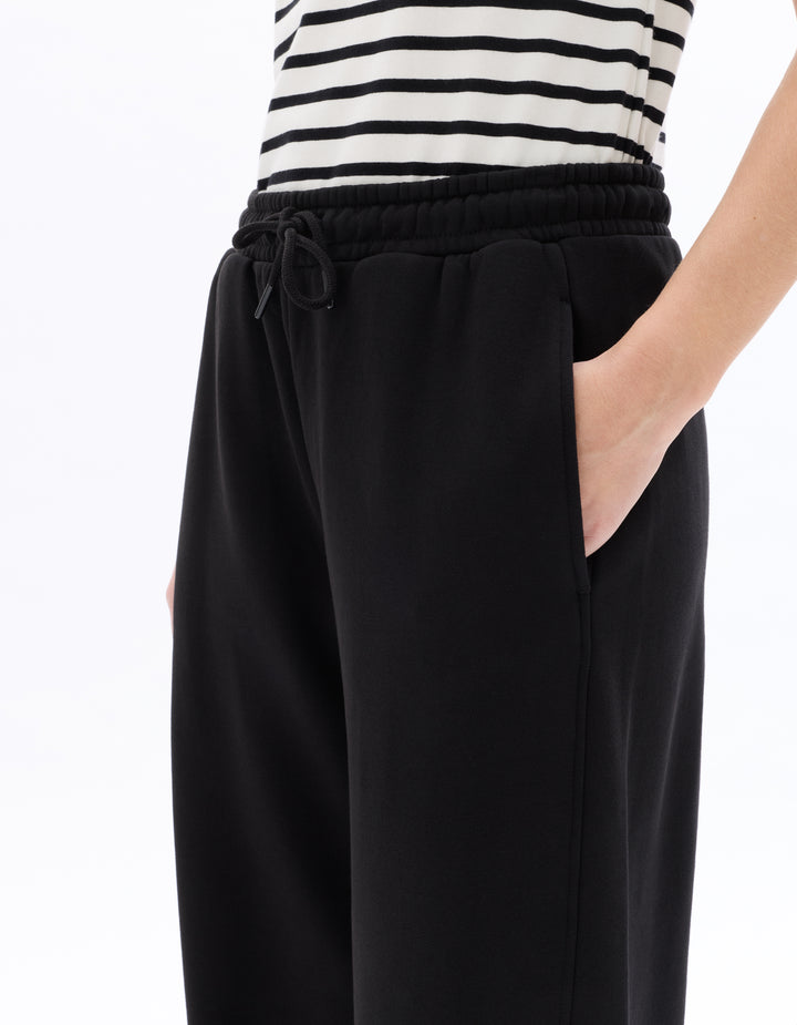 Wide-leg fleece joggers