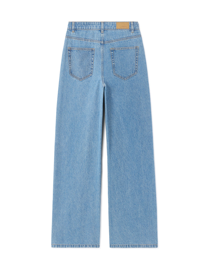 Wide-leg jeans