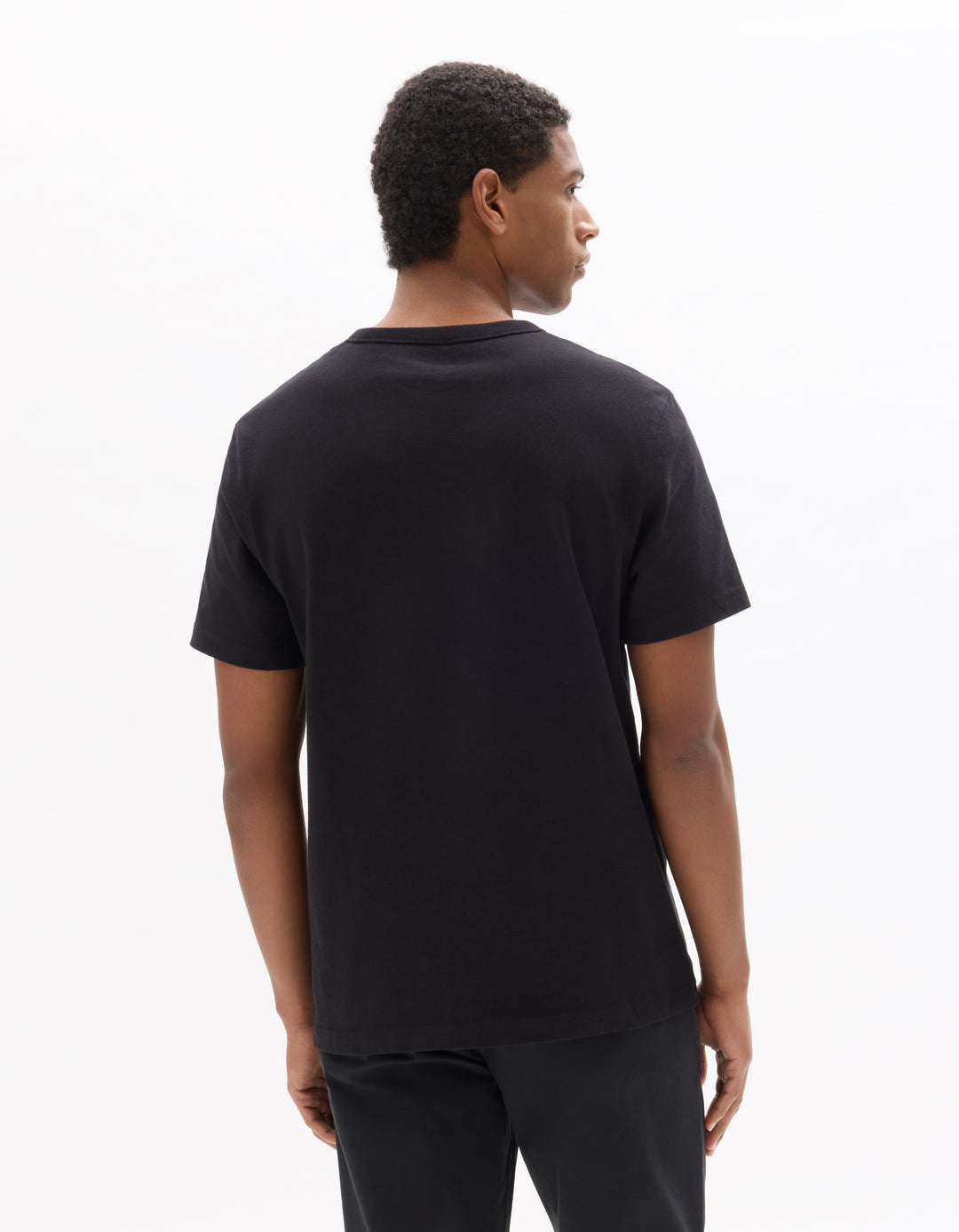 Unisex - Knitted - T-Shirt - Short sleeves - U / V / round neck
