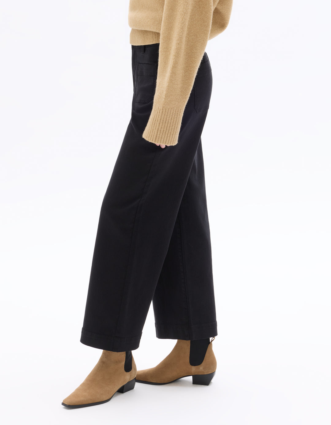 Wide-Leg Trousers