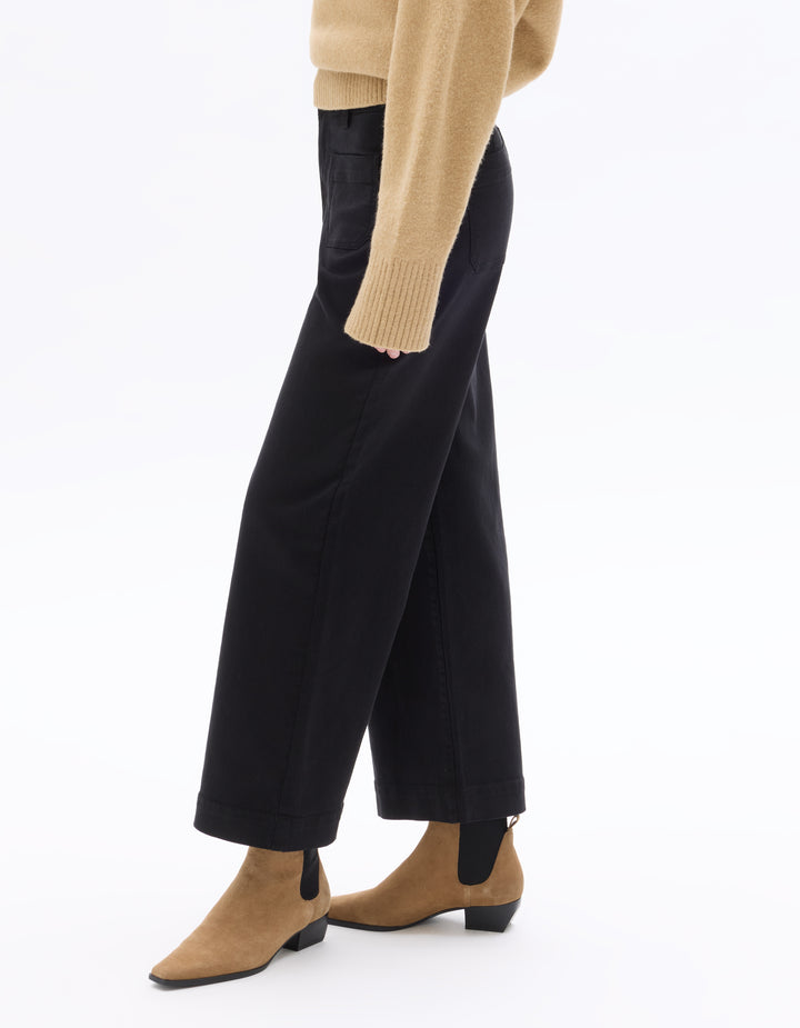 Wide-Leg Trousers