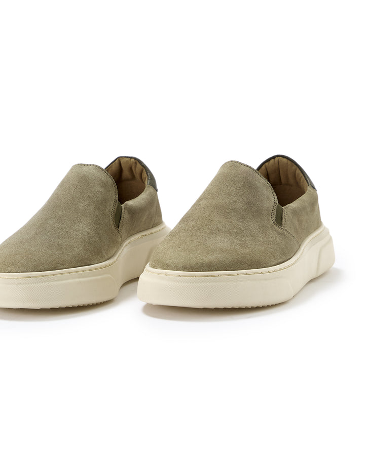 Shoes - rubber/plastic outer soles - leather uppers - Men