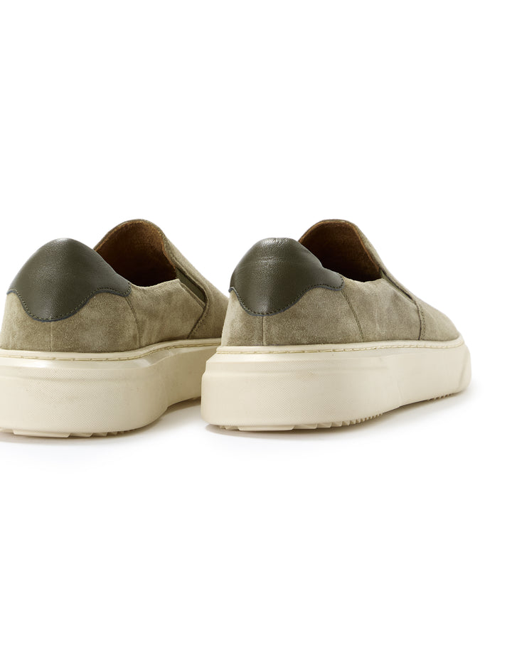 Shoes - rubber/plastic outer soles - leather uppers - Men