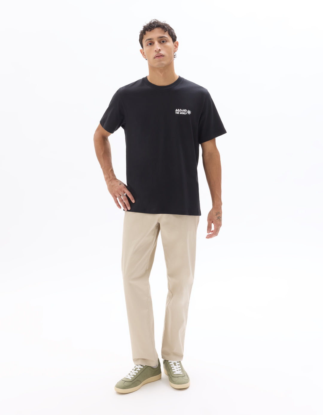 Unisex - Knitted - T-Shirt - Short sleeves - U / V / round neck