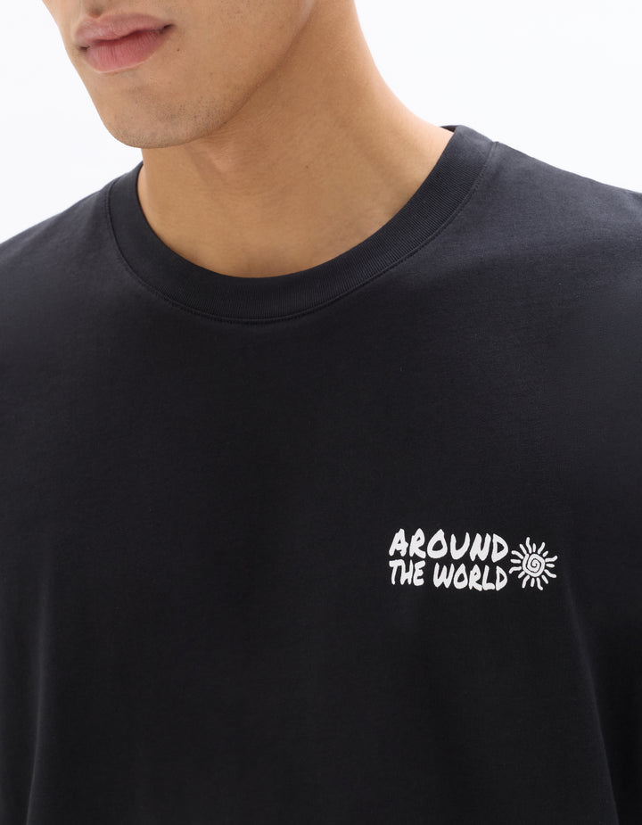 Unisex - Knitted - T-Shirt - Short sleeves - U / V / round neck