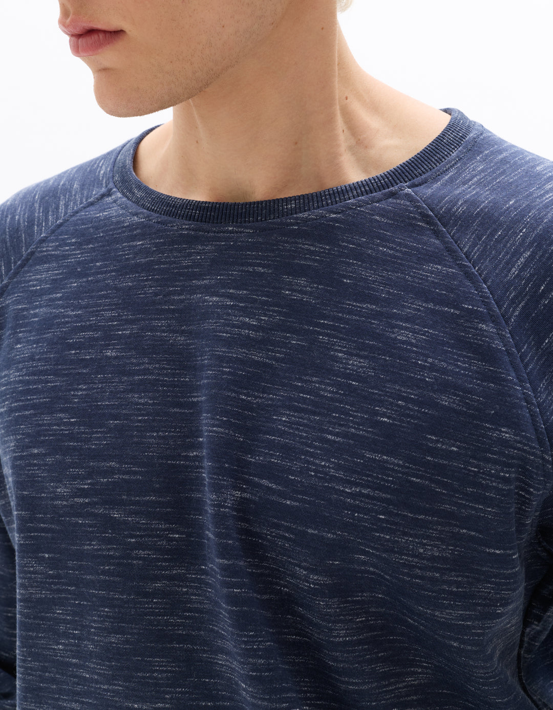 Unisex - Knitted - Sweatshirt - Long sleeves - Fleece fabric