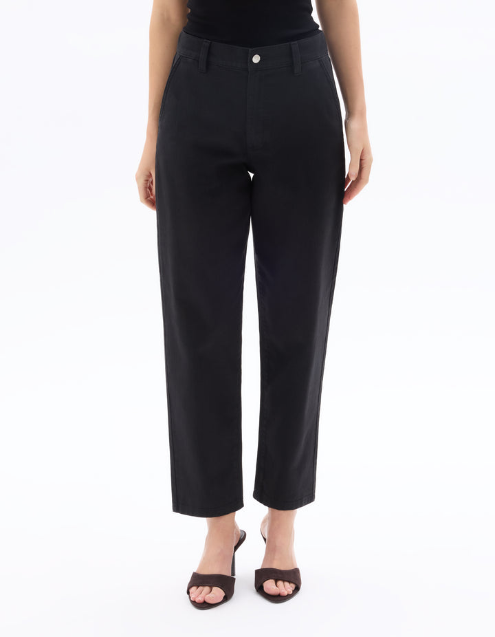 Black 100% Cotton Carrot Fit 7/8 Length Pants