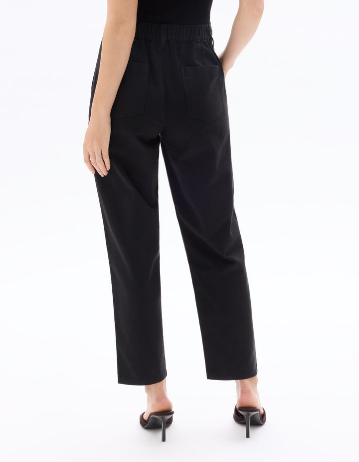 Black 100% Cotton Carrot Fit 7/8 Length Pants