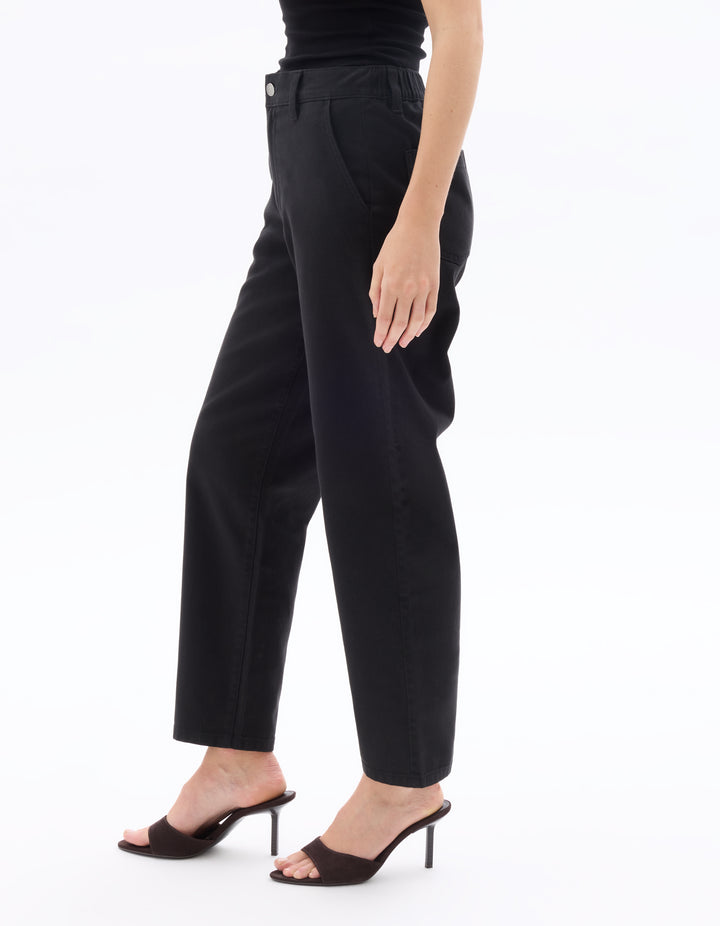 Black 100% Cotton Carrot Fit 7/8 Length Pants