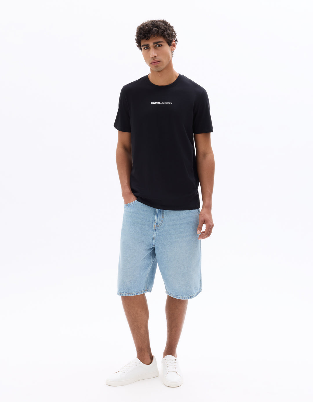 Unisex - Knitted - T-Shirt - Short sleeves - U / V / round neck