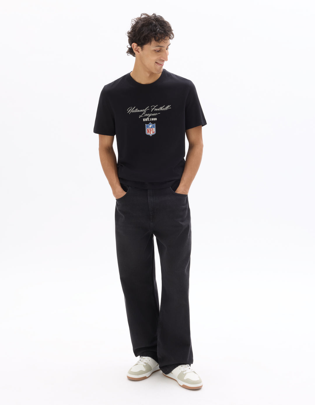 Unisex - Knitted - T-Shirt - Short sleeves - U / V / round neck