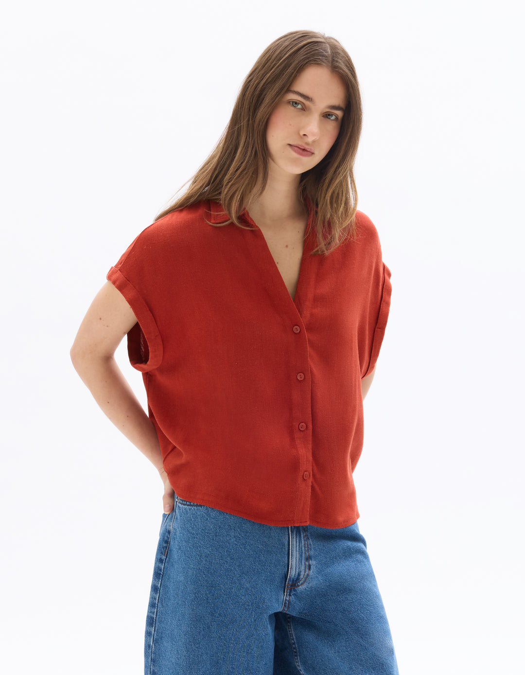 Short-Sleeved Crop Shirt in Viscose Linen