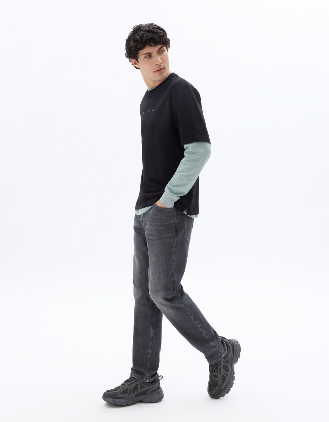 Unisex - Knitted - T-Shirt - Short sleeves - U / V / round neck
