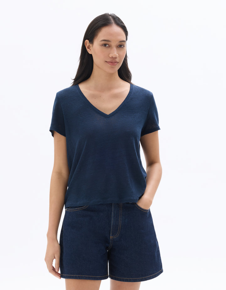 V-neck T-shirt 100% Linen
