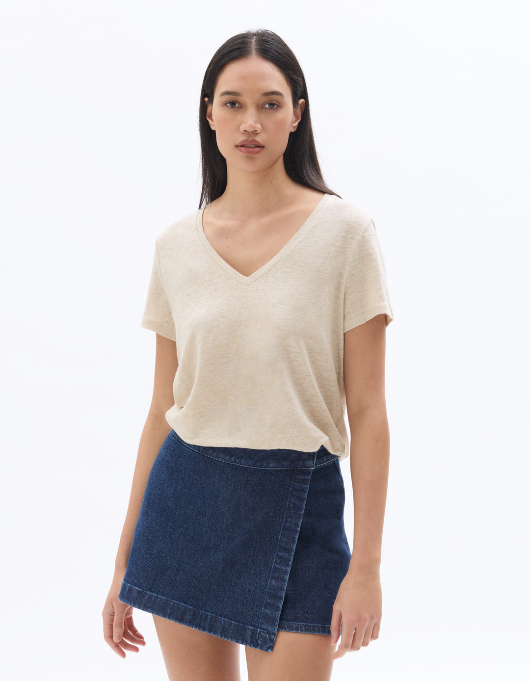 V-neck T-shirt 100% Linen