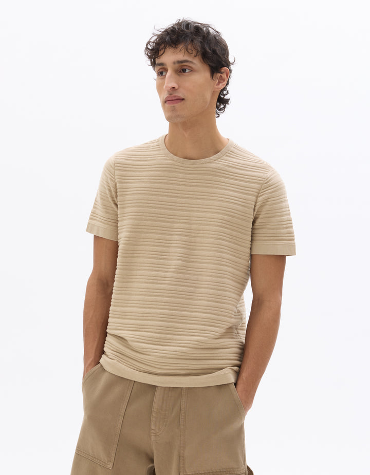 Unisex - Knitted - T-Shirt - Short sleeves - U / V / round neck