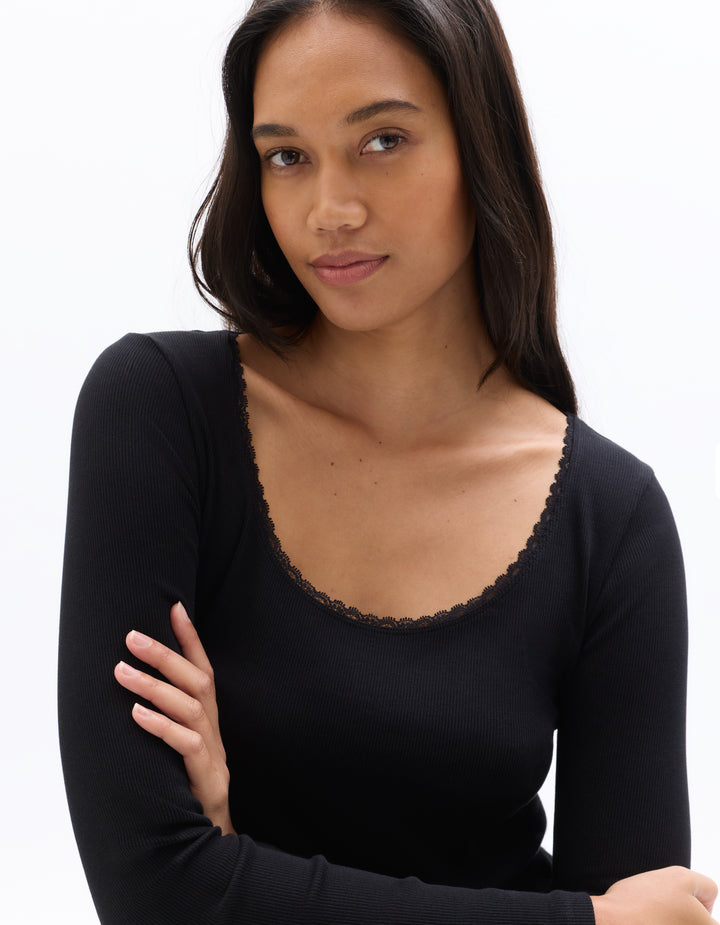 knitted