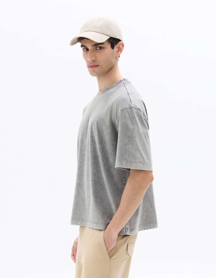 Unisex - Knitted - T-Shirt - Short sleeves - U / V / round neck