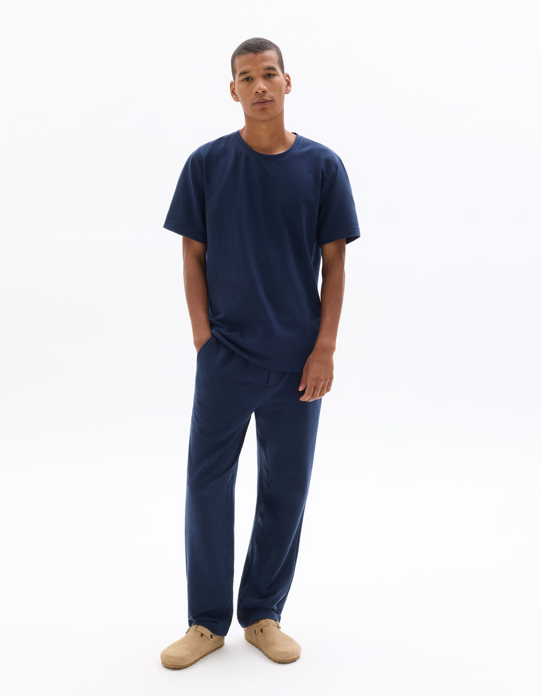 Unisex - Knitted - T-Shirt - Short sleeves - U / V / round neck