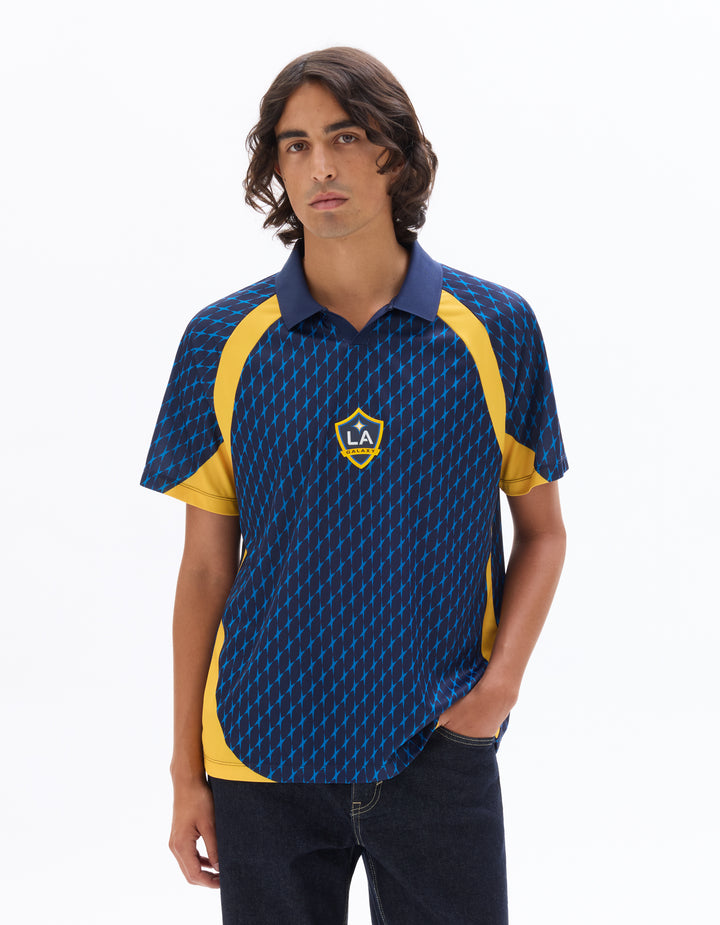 Unisex - Knitted - T-Shirt - Short sleeves - U / V / round neck