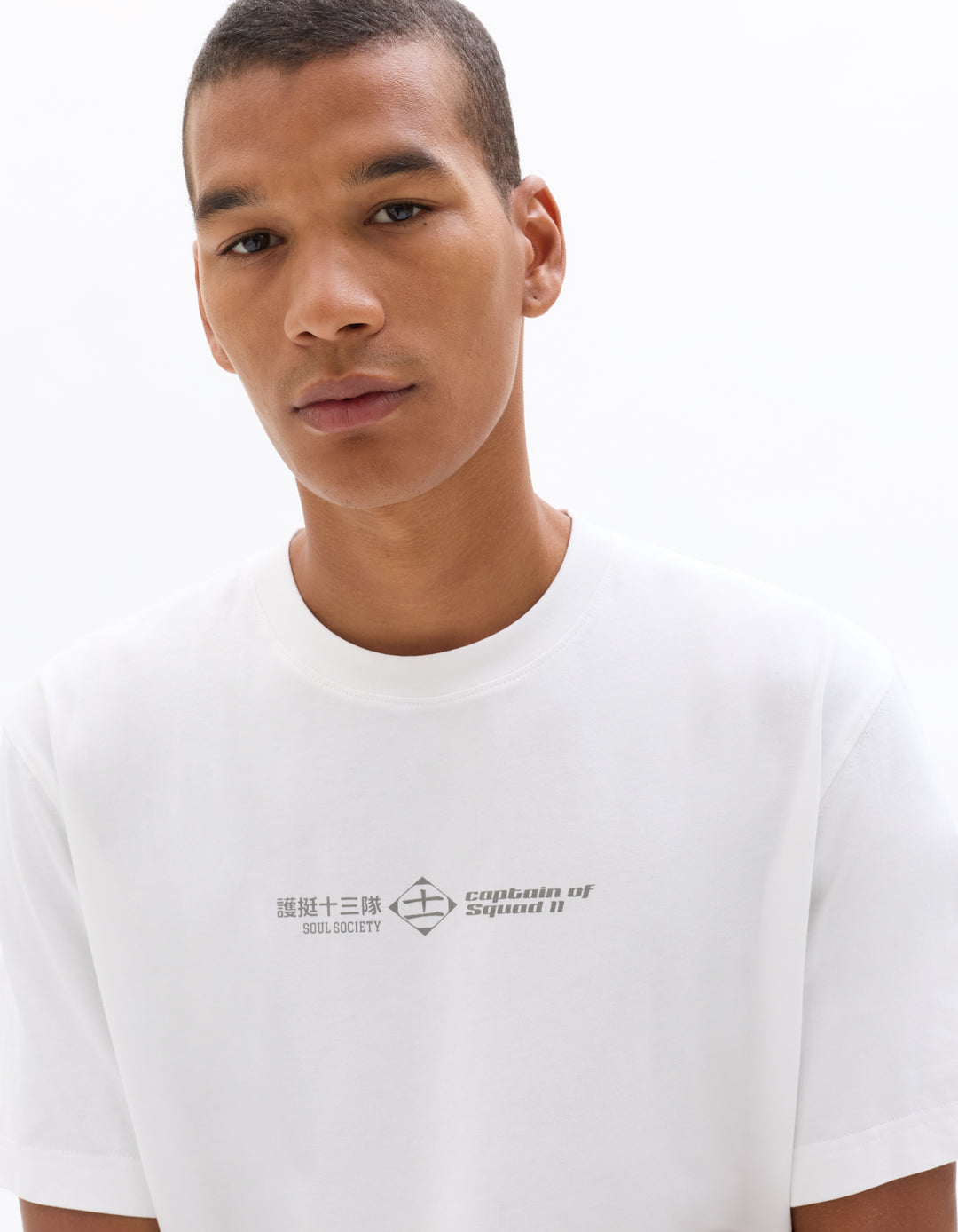 Unisex - Knitted - T-Shirt - Short sleeves - U / V / round neck