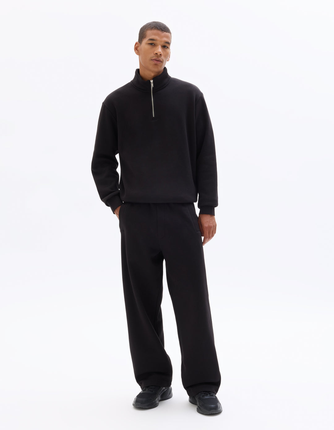 Unisex - Knitted - Sweatshirt - Long sleeves - Fleece fabric