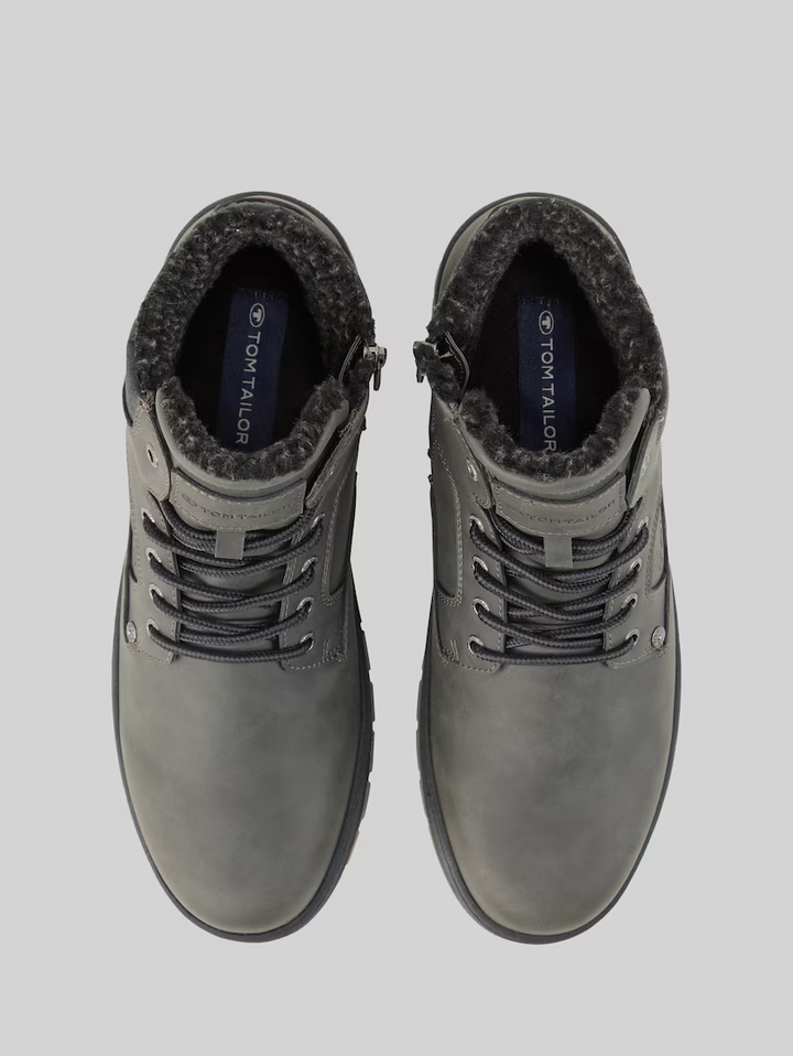 TT MEN SHOES