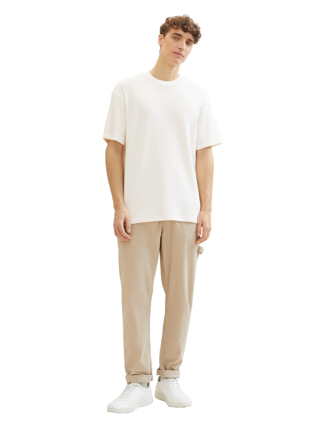 RELAXED STRUCTURED T-SHIRT