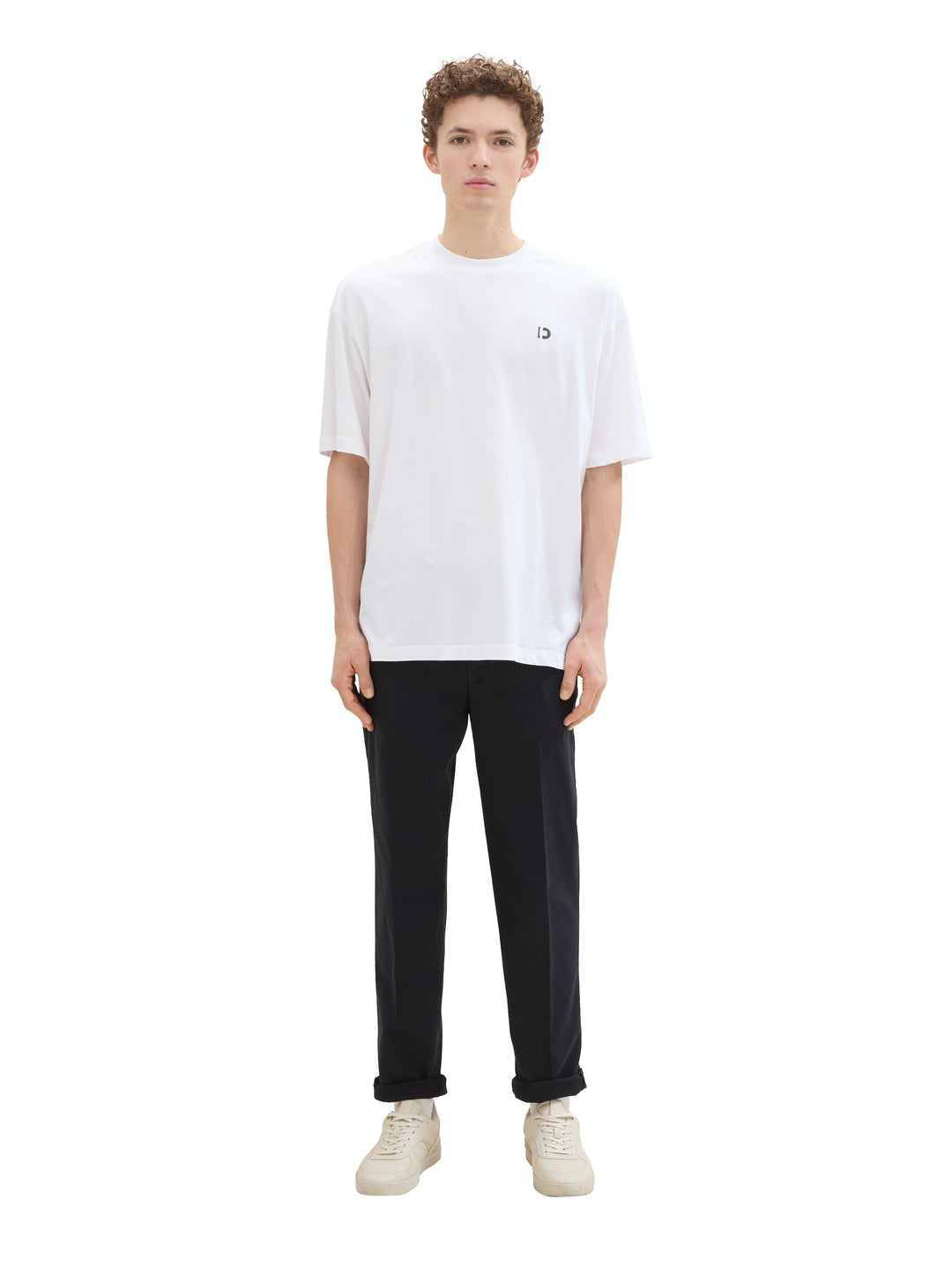 REGULAR TAPERED CHINO