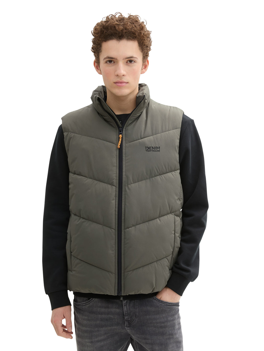 PUFFER VEST