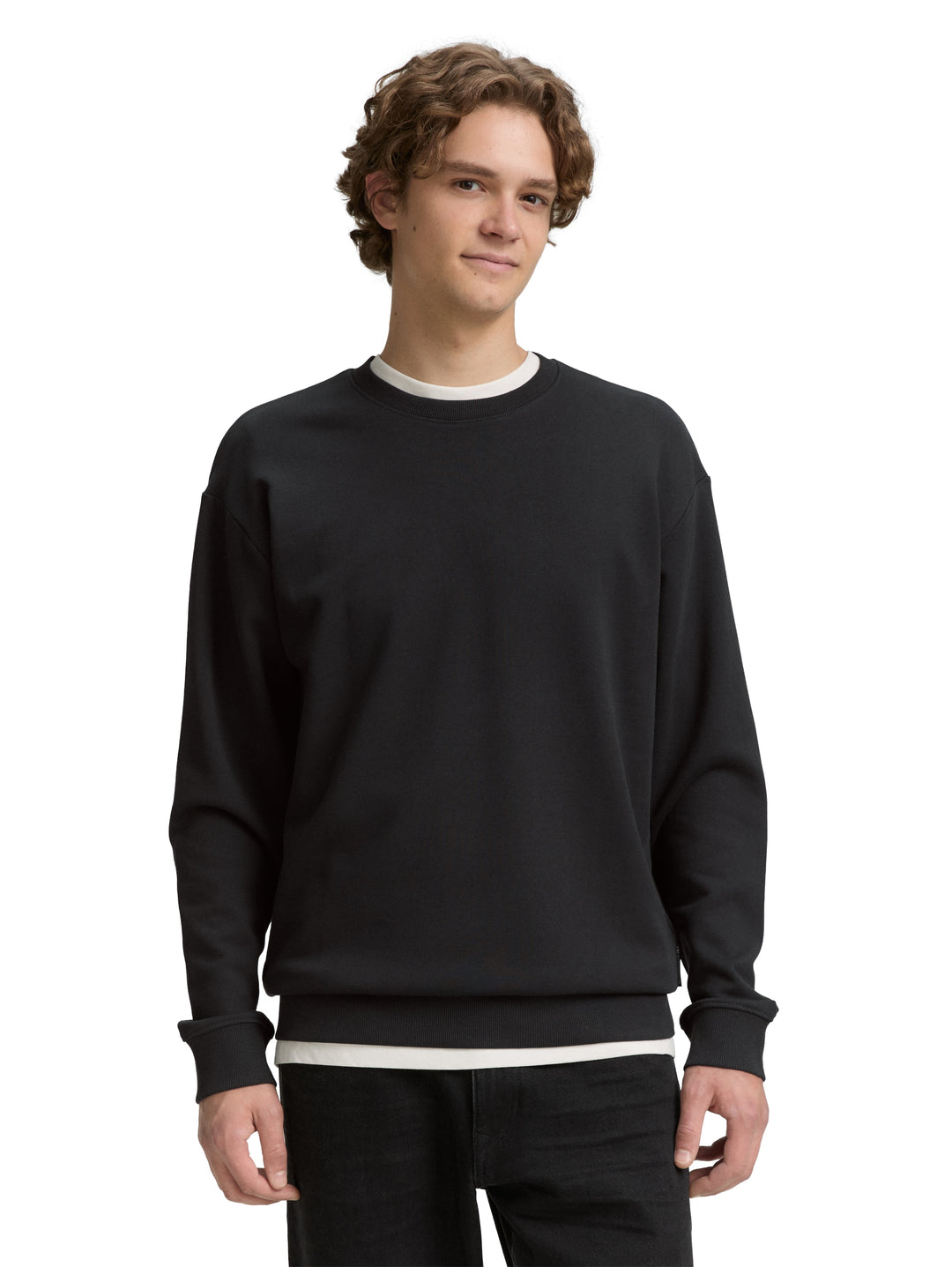 CREWNECK SWEATSHIRT