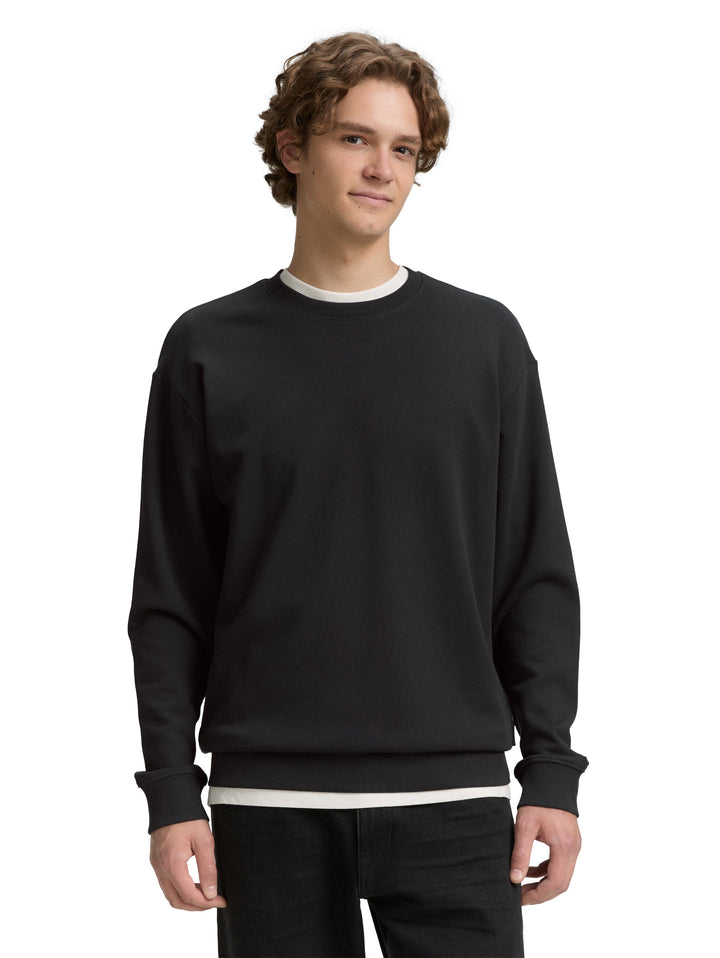CREWNECK SWEATSHIRT