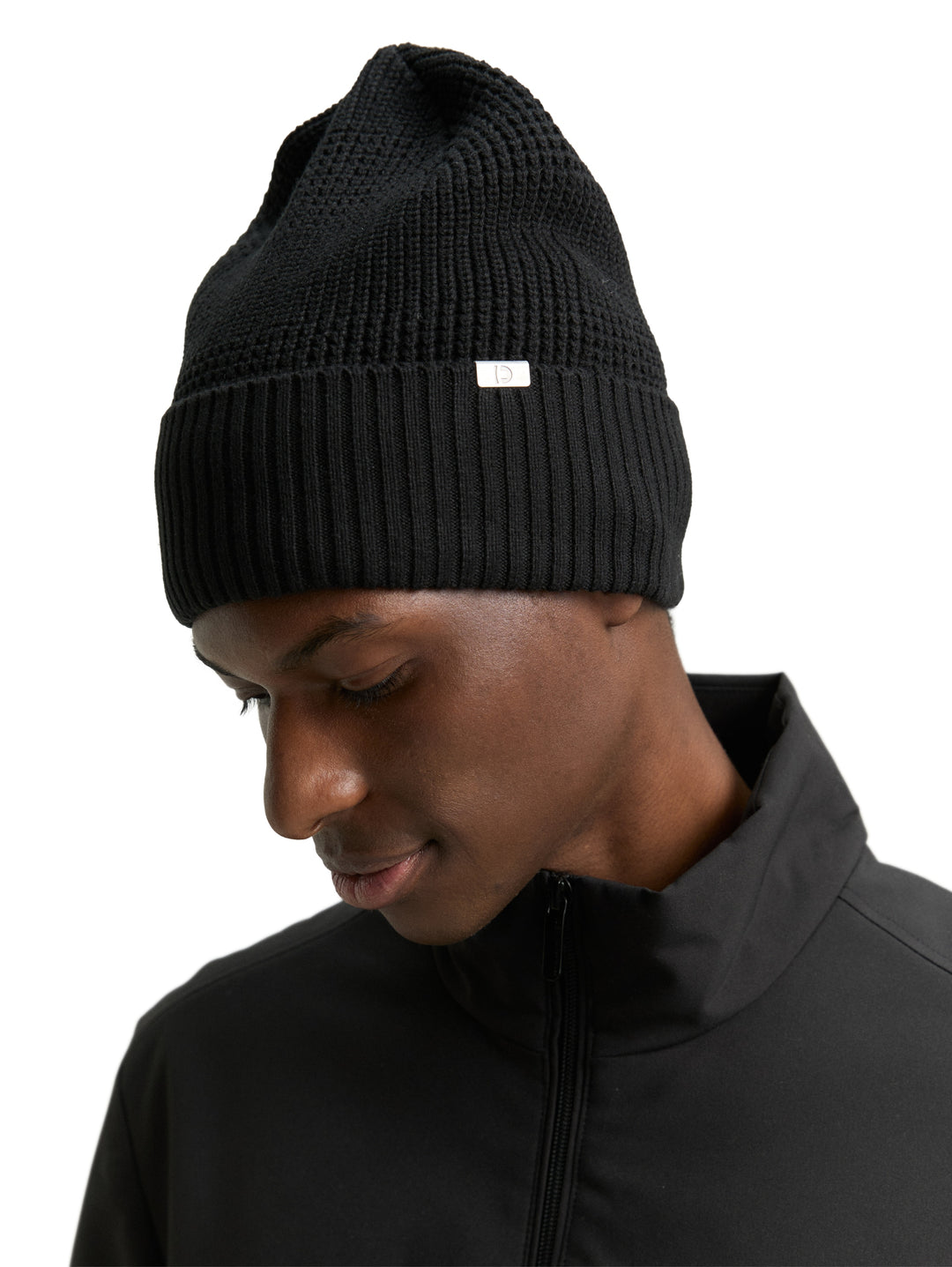 STRUCTURED KNIT BEANIE