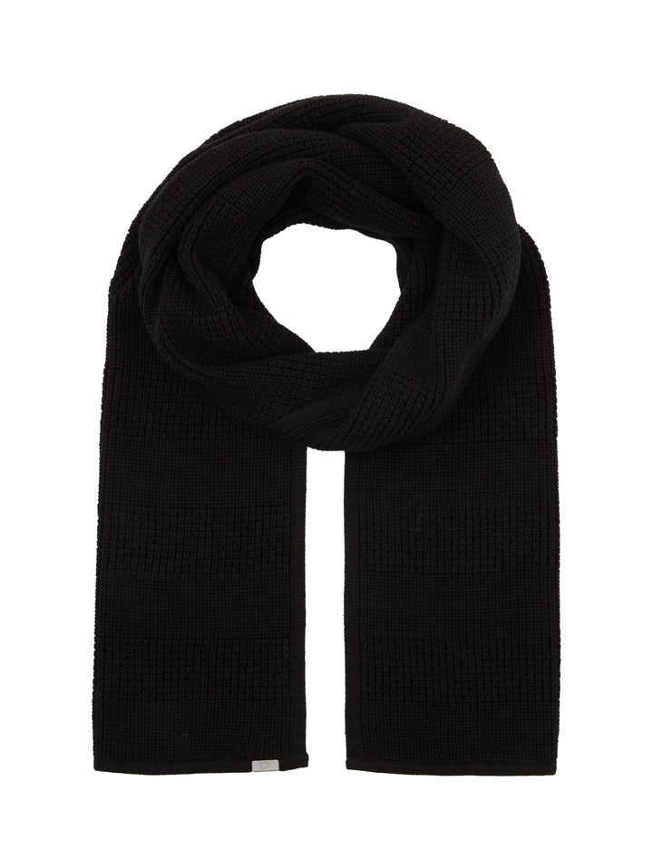 STRUCTURED KNITTED SCARF