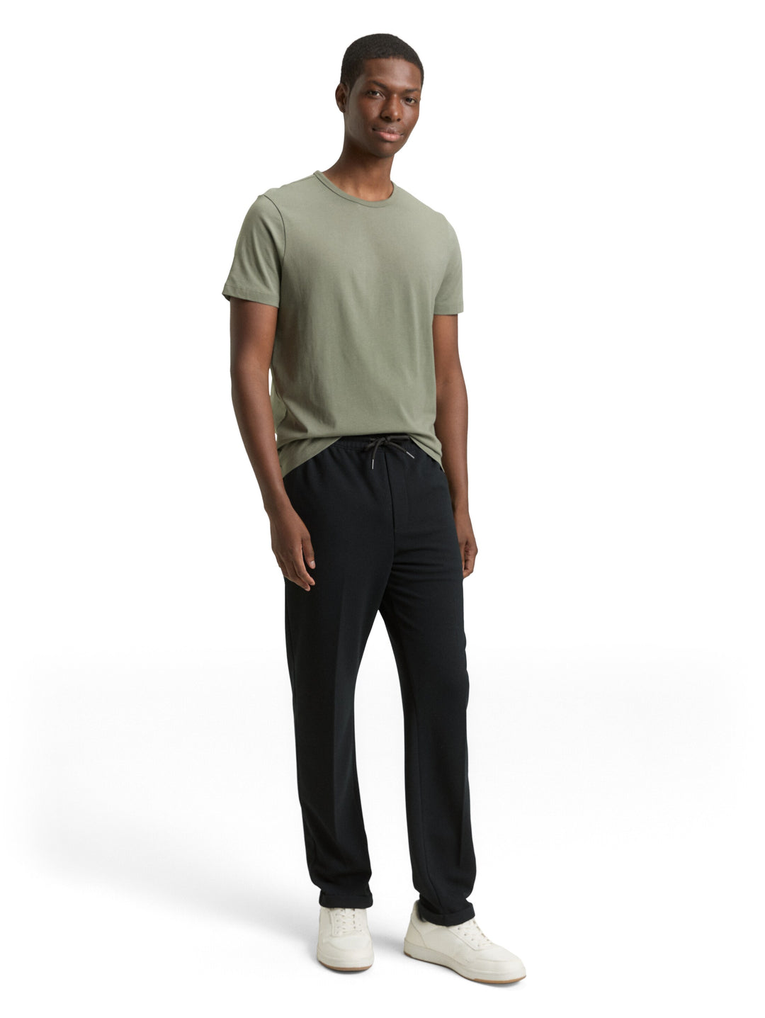 SLIM FIT T-SHIRT