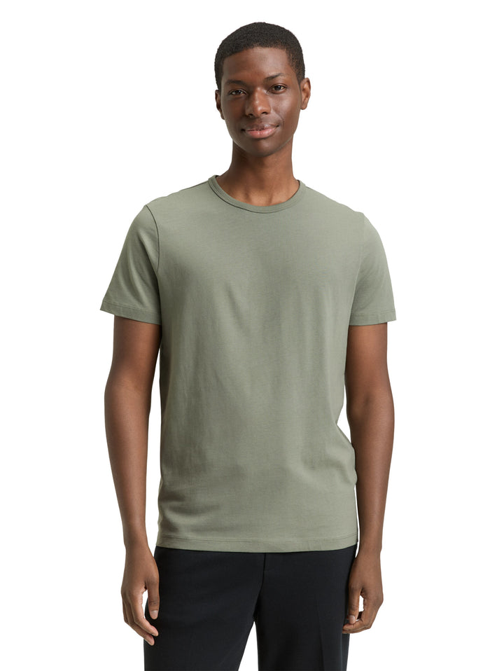 SLIM FIT T-SHIRT