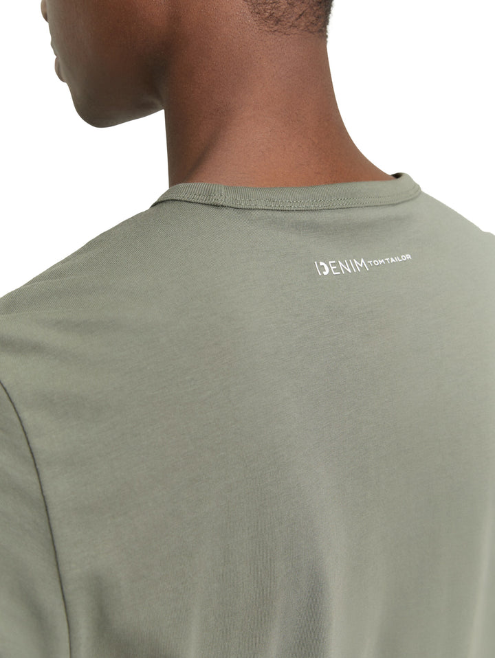 SLIM FIT T-SHIRT