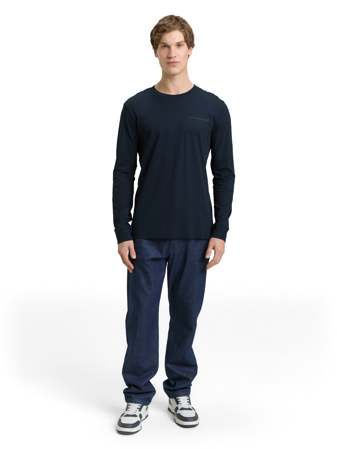 SOLID LONGSLEEVE T-SHIRT