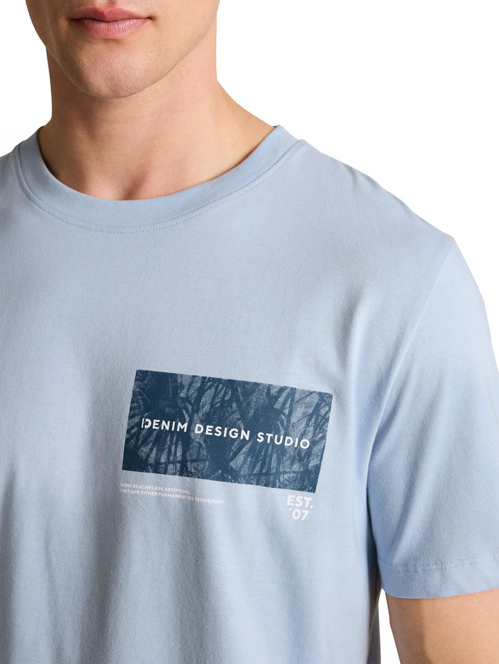ROUNDED HEM PRINTED T-SHIRT