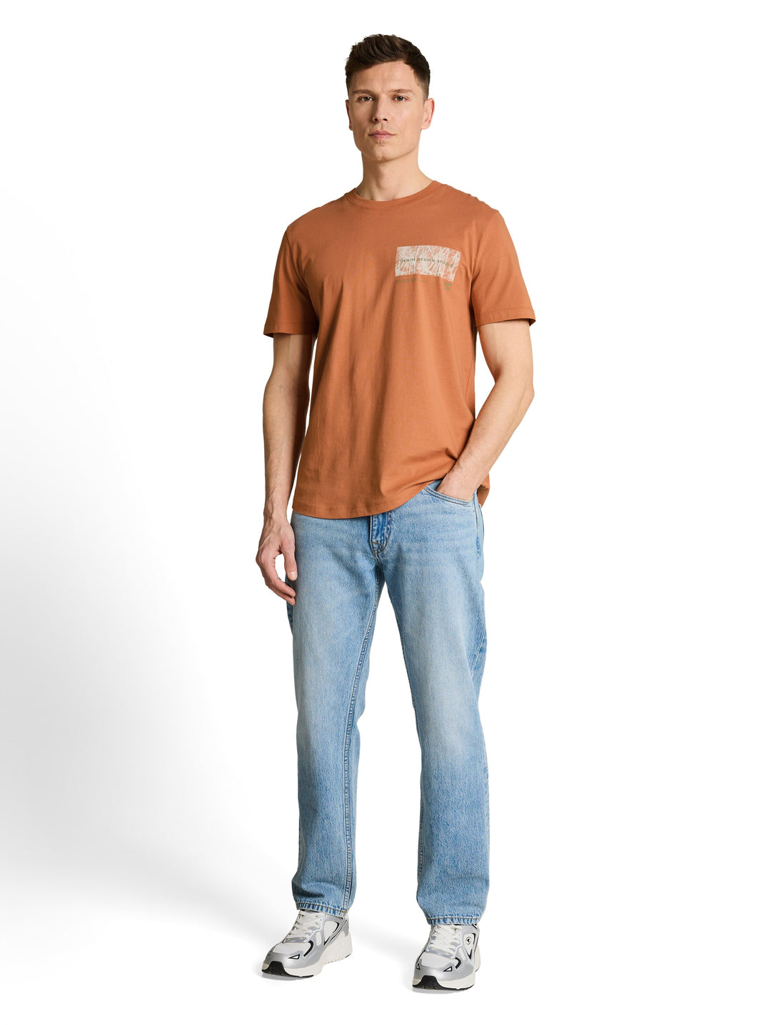 ROUNDED HEM PRINTED T-SHIRT