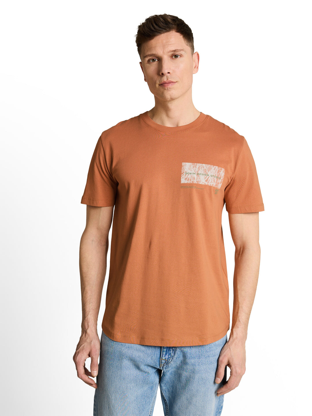 ROUNDED HEM PRINTED T-SHIRT