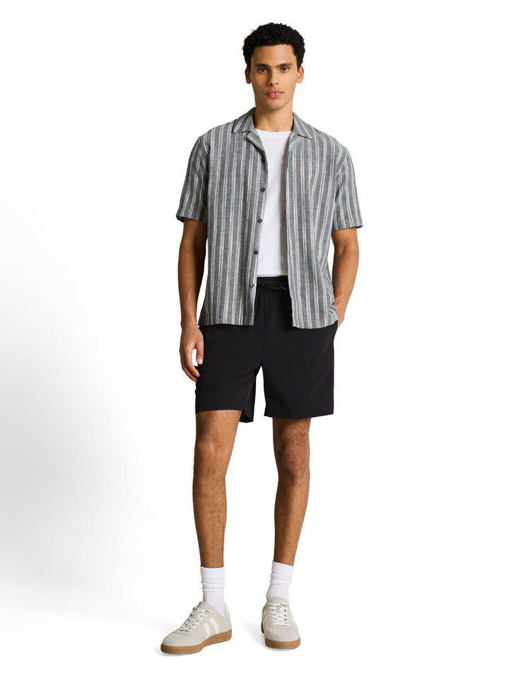RELAXED FUNCTIONAL SHORTS