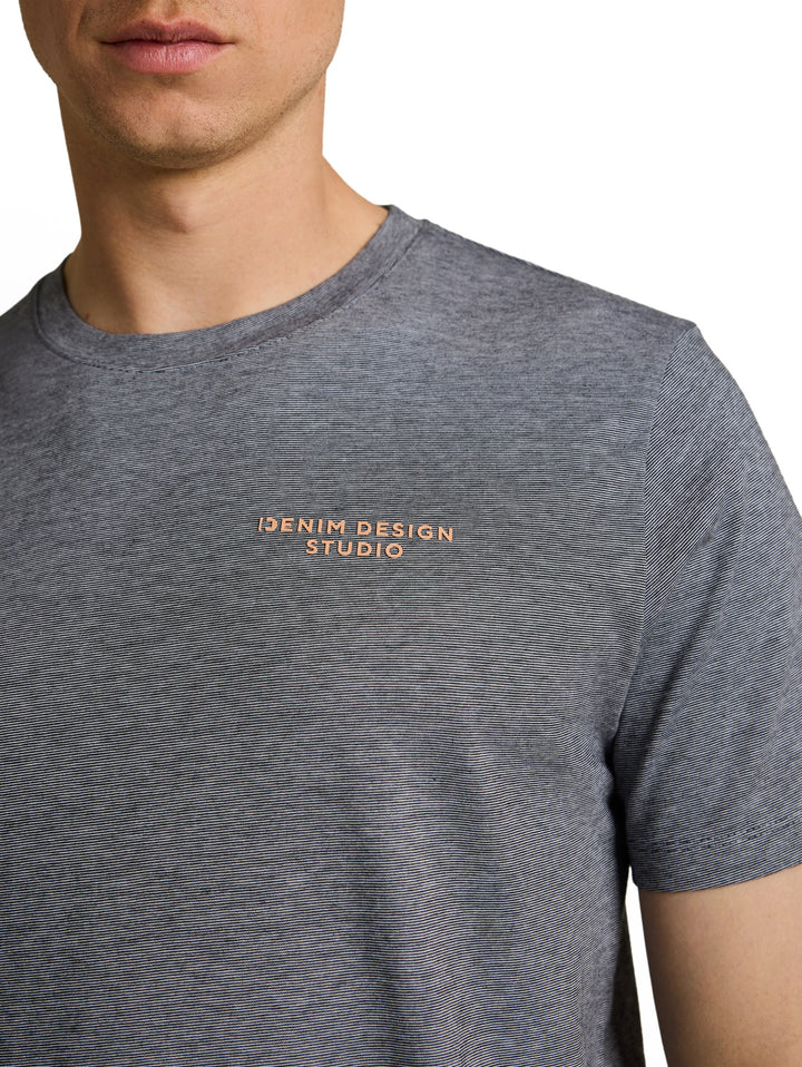 ROUNDED HEM FINESTRIPE T-SHIRT
