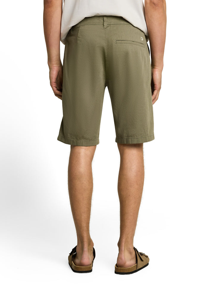 BASIC CHINO SHORTS