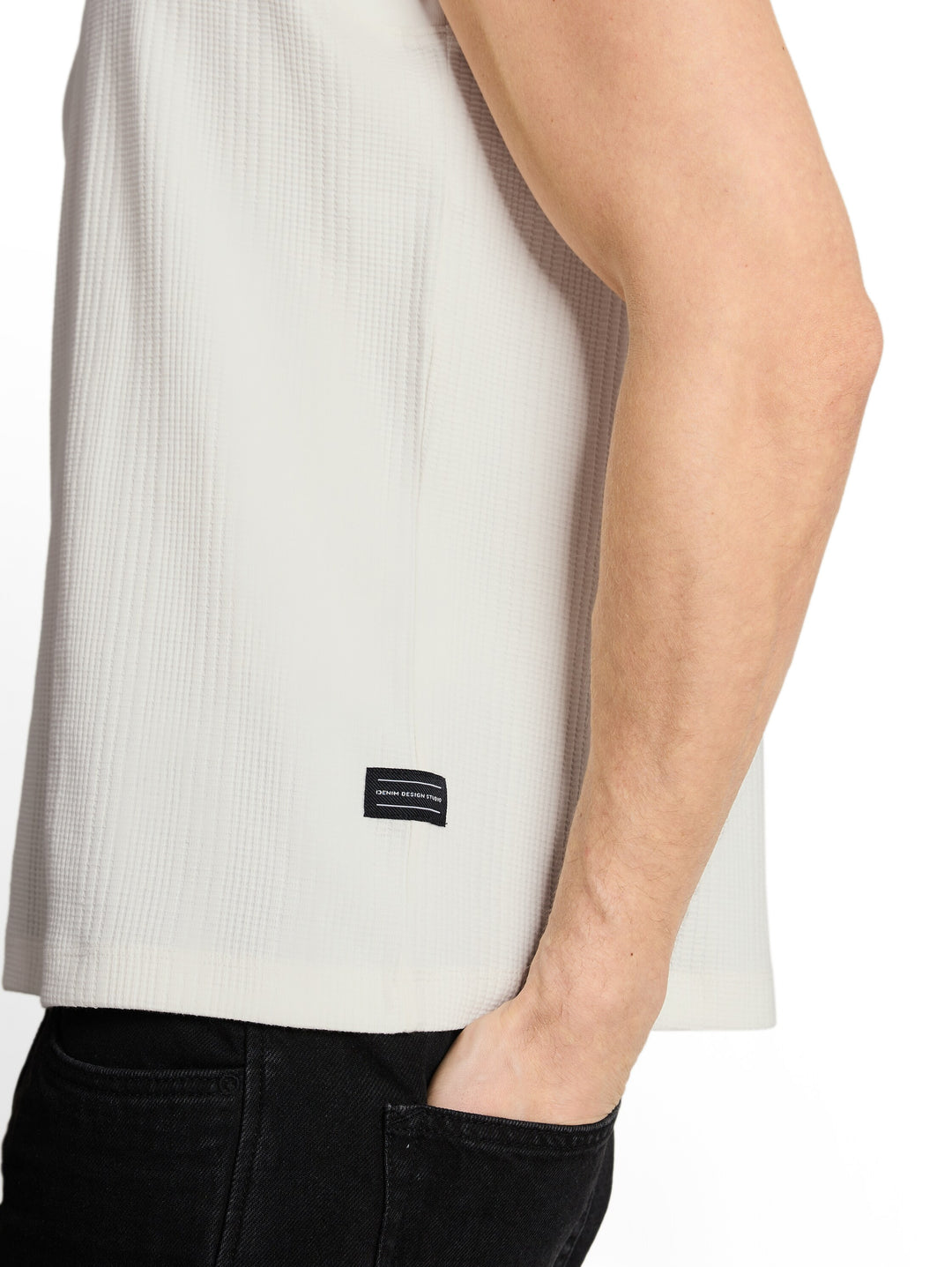 RELAXED STRUCTURED TANK TOP