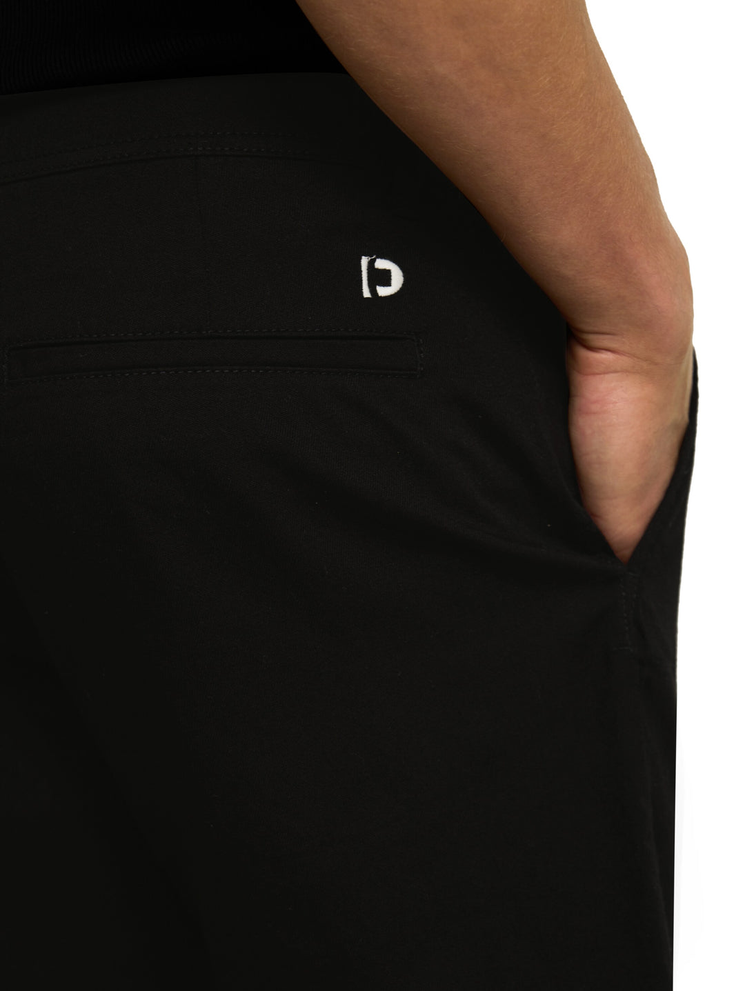 BASIC CHINO SHORTS