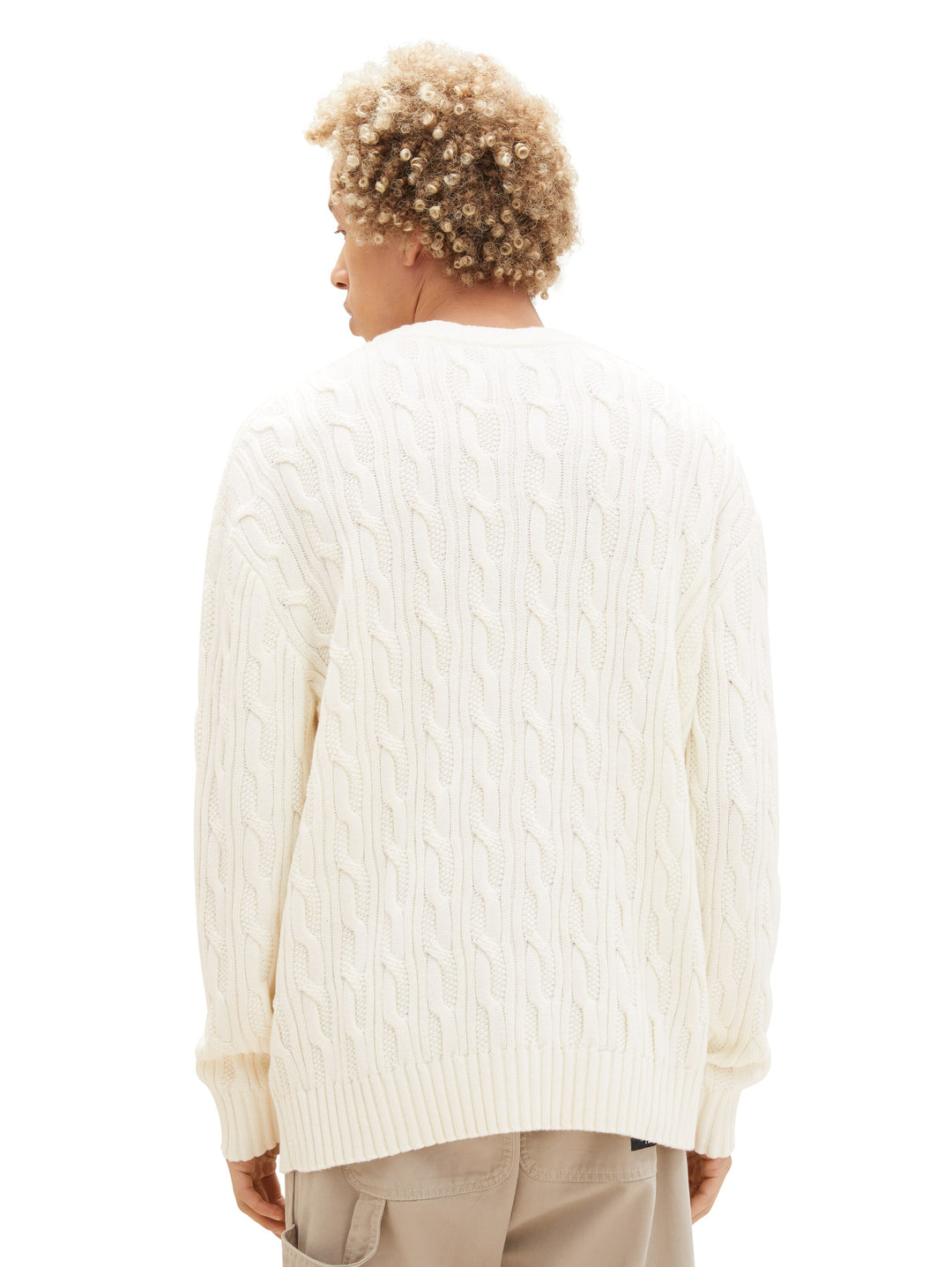 RELAXED CABLE MIX KNIT