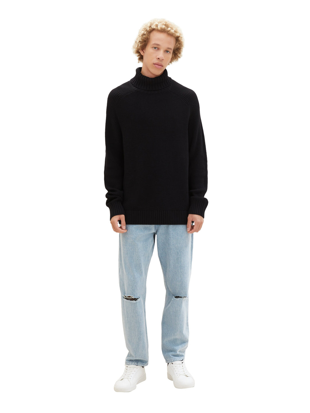 RELAXED TURTLENECK KNIT