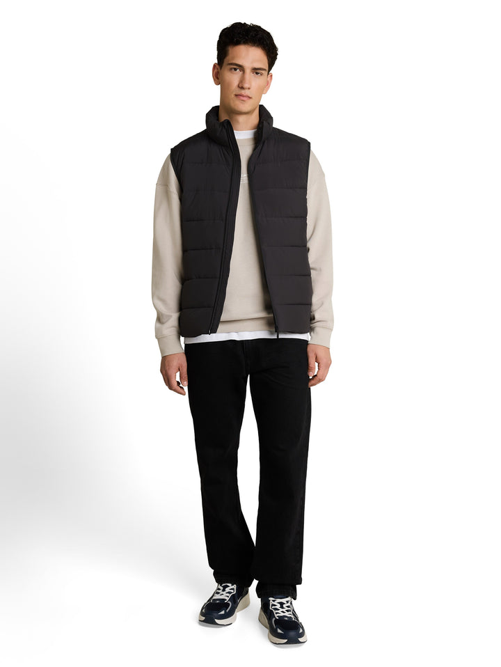 LIGHT WEIGHT VEST