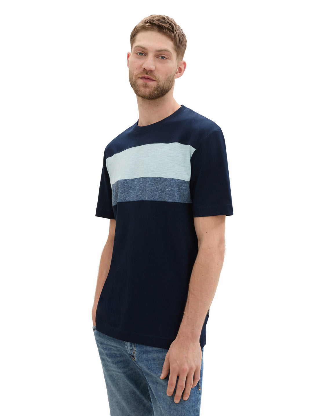 T-SHIRT WITH CUTLINE